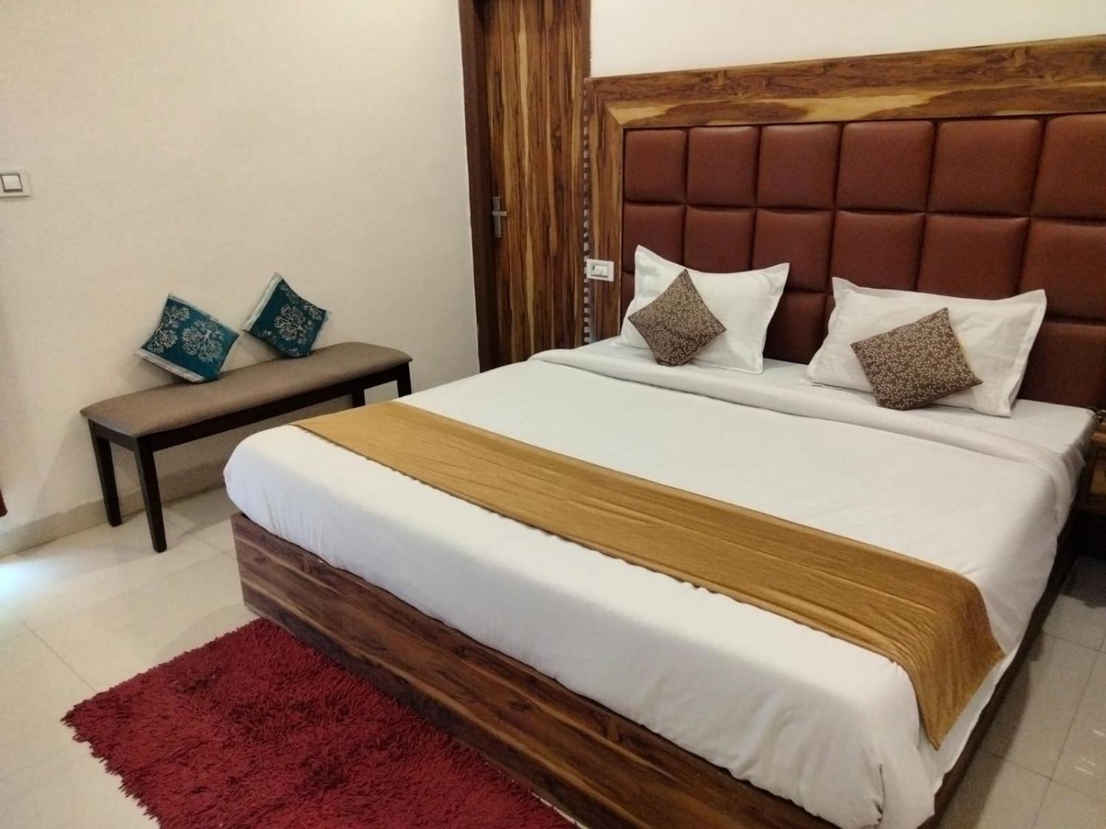 Hotel D Plaza Zirakpur Exterior photo